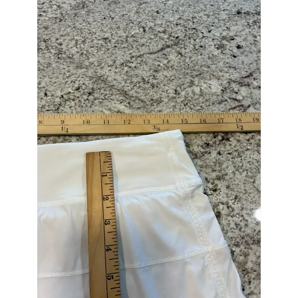 Lululemon Pace Rival Skirt Size 6 WHITE Mid-Rise Length *12” Excellent Cond